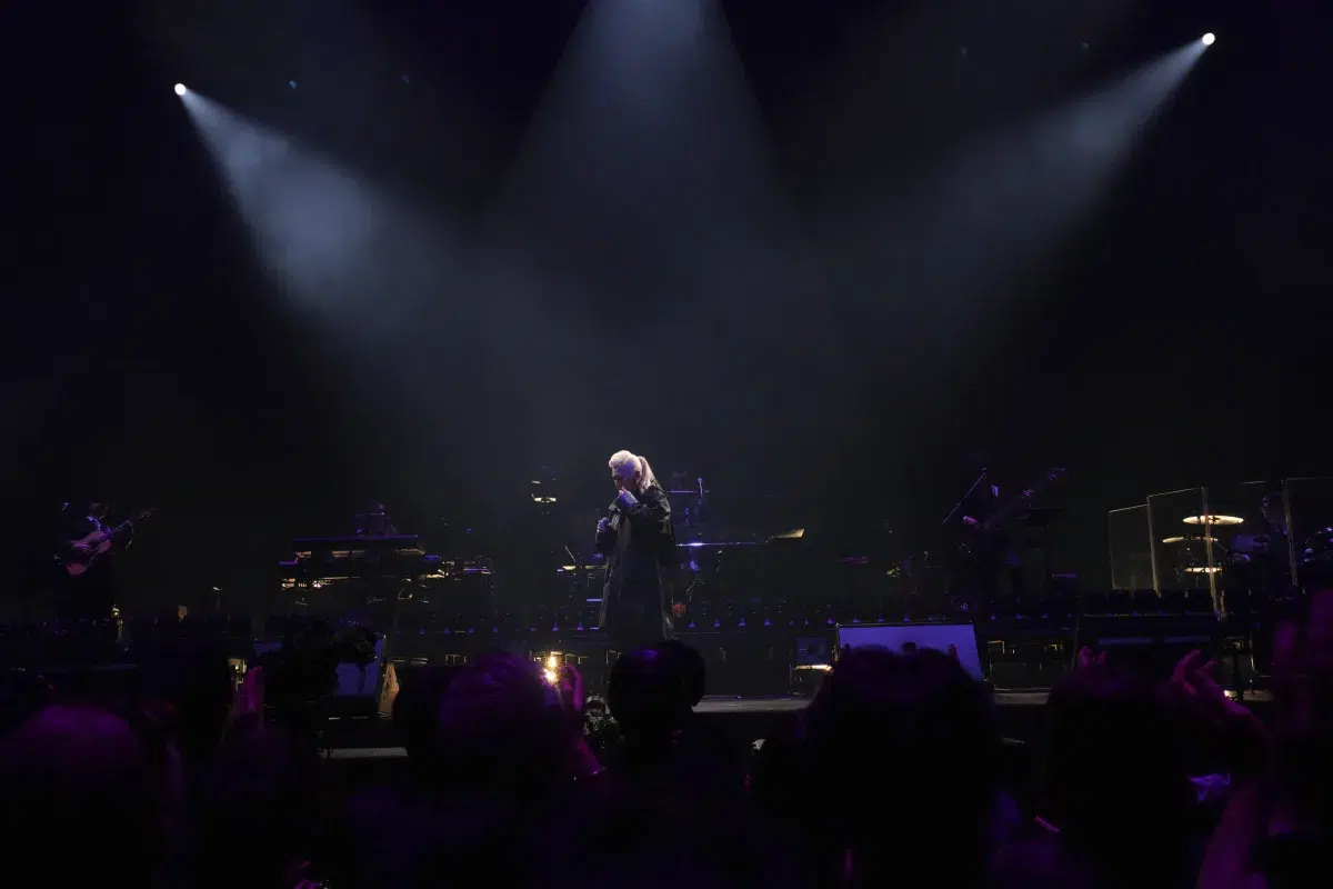 m-flo、25周年記念公演で見せた唯一無二のスタイル。豪華なフィーチャリングに7,000人が歓喜 11 m-flo、25周年記念公演で見せた唯一無二のスタイル。豪華なフィーチャリングに7,000人が歓喜