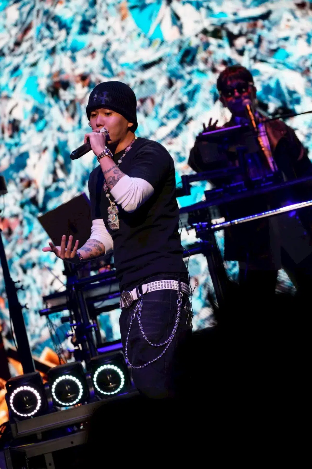 m-flo、25周年記念公演で見せた唯一無二のスタイル。豪華なフィーチャリングに7,000人が歓喜 36 m-flo、25周年記念公演で見せた唯一無二のスタイル。豪華なフィーチャリングに7,000人が歓喜