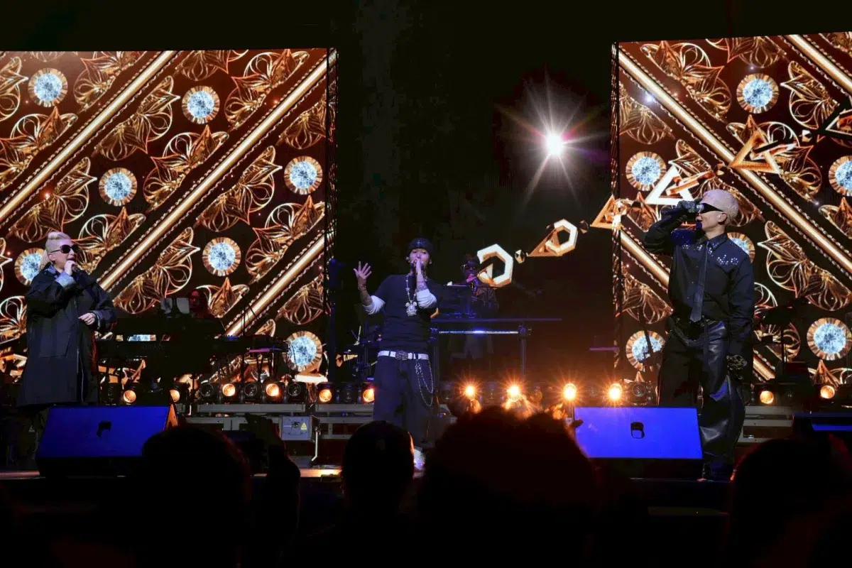 m-flo、25周年記念公演で見せた唯一無二のスタイル。豪華なフィーチャリングに7,000人が歓喜 37 m-flo、25周年記念公演で見せた唯一無二のスタイル。豪華なフィーチャリングに7,000人が歓喜