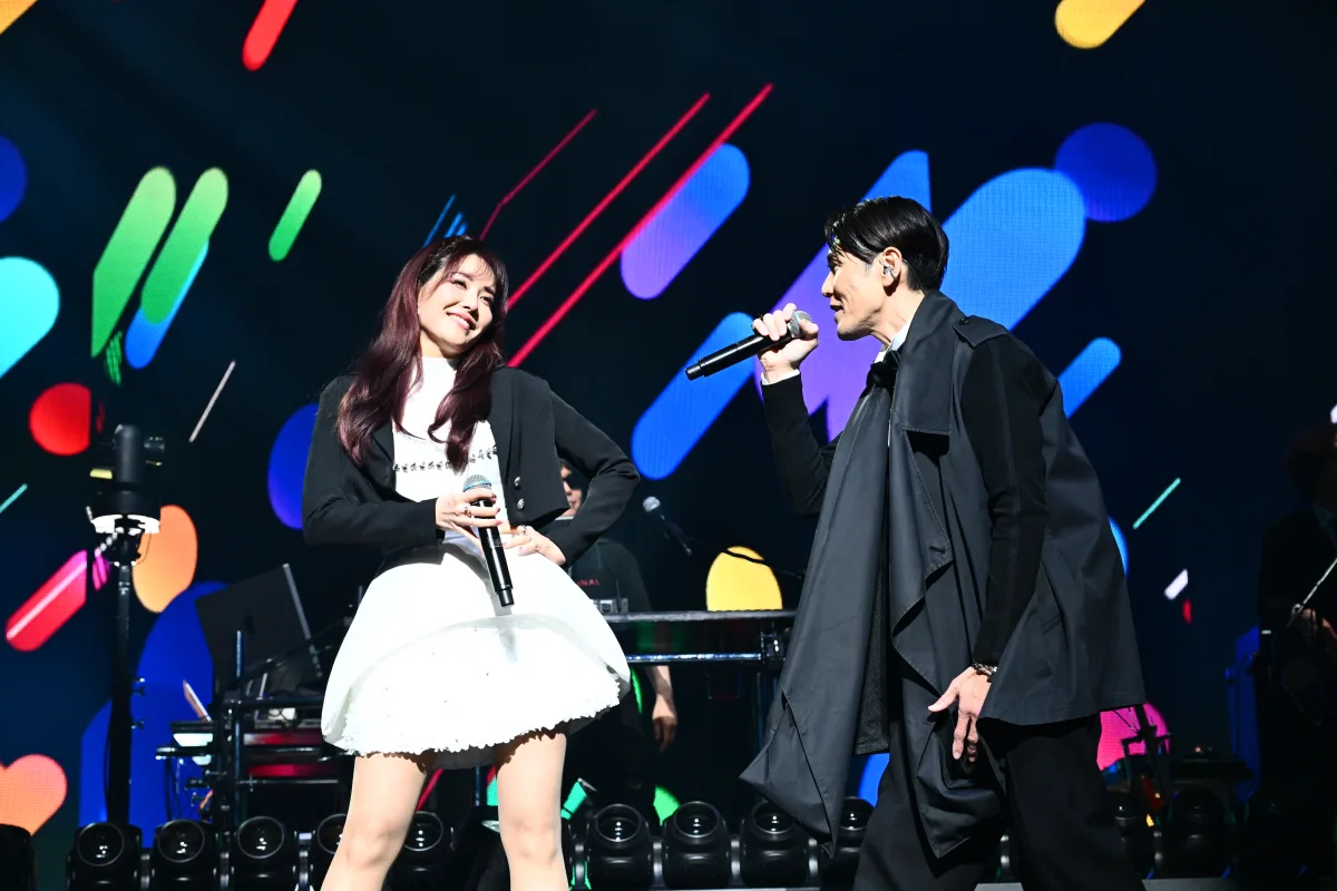 m-flo、25周年記念公演で見せた唯一無二のスタイル。豪華なフィーチャリングに7,000人が歓喜 43 m-flo、25周年記念公演で見せた唯一無二のスタイル。豪華なフィーチャリングに7,000人が歓喜