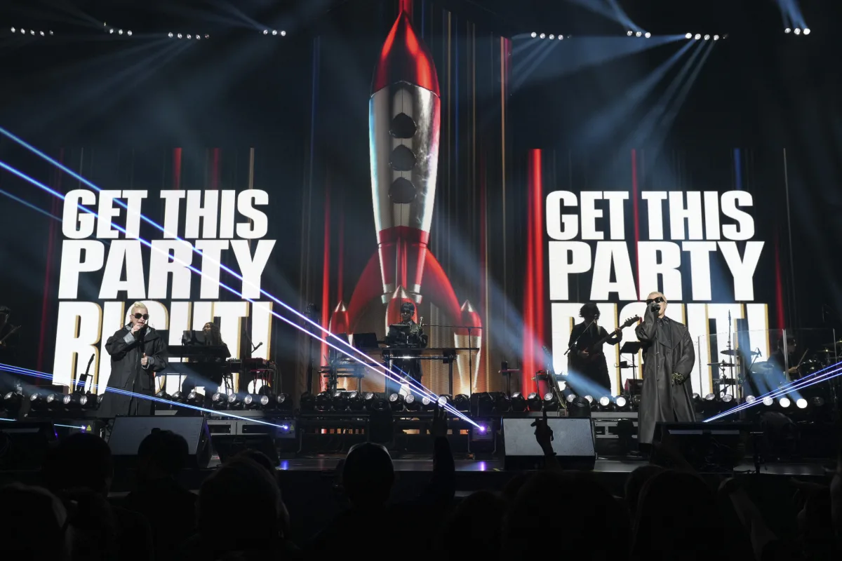 m-flo、25周年記念公演で見せた唯一無二のスタイル。豪華なフィーチャリングに7,000人が歓喜 5 m-flo、25周年記念公演で見せた唯一無二のスタイル。豪華なフィーチャリングに7,000人が歓喜