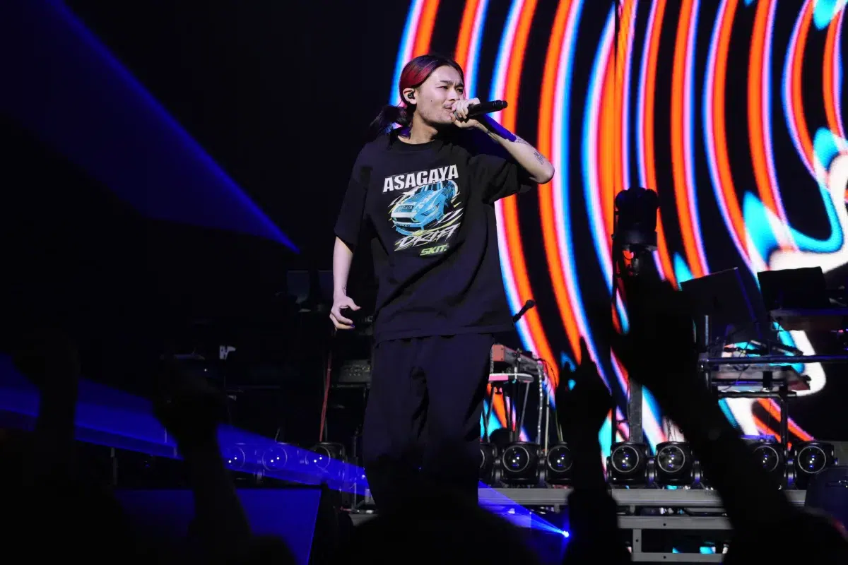 m-flo、25周年記念公演で見せた唯一無二のスタイル。豪華なフィーチャリングに7,000人が歓喜 53 m-flo、25周年記念公演で見せた唯一無二のスタイル。豪華なフィーチャリングに7,000人が歓喜