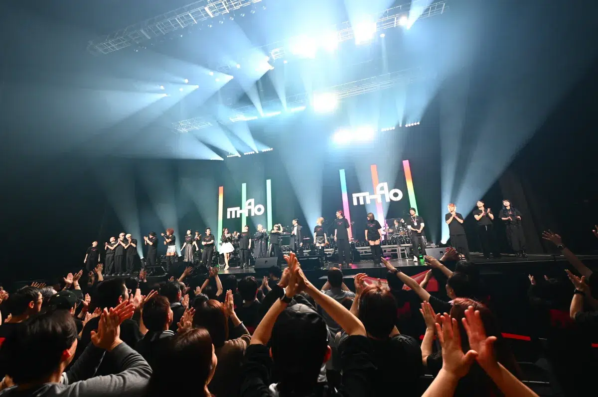 m-flo、25周年記念公演で見せた唯一無二のスタイル。豪華なフィーチャリングに7,000人が歓喜 66 m-flo、25周年記念公演で見せた唯一無二のスタイル。豪華なフィーチャリングに7,000人が歓喜