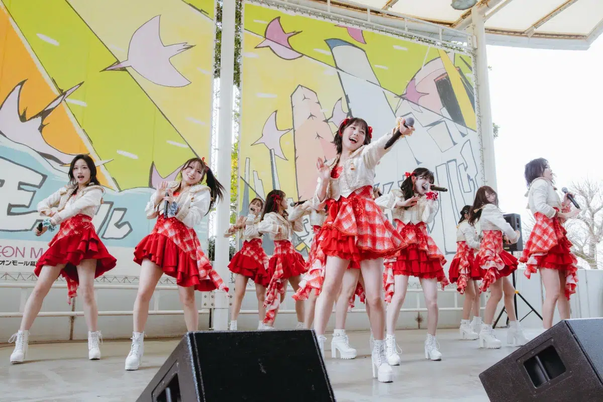 今一番ライブが見たいアイドル！SNS4億回再生『盛れ！ミ・アモーレ』で大躍進中のJuice=Juice、熱気あふれる幕張イベントレポ