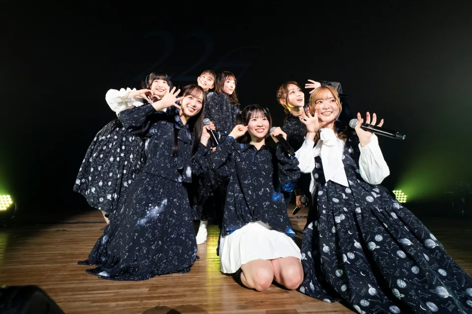 ナナニジ、ついにキャラクターと初共演！ソニーグループの最先端テクノロジーが叶えた夢のステージに大歓喜！