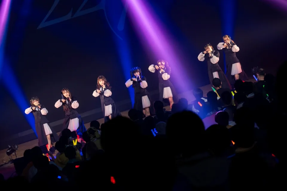 ナナニジ、ついにキャラクターと初共演！ソニーグループの最先端テクノロジーが叶えた夢のステージに大歓喜！