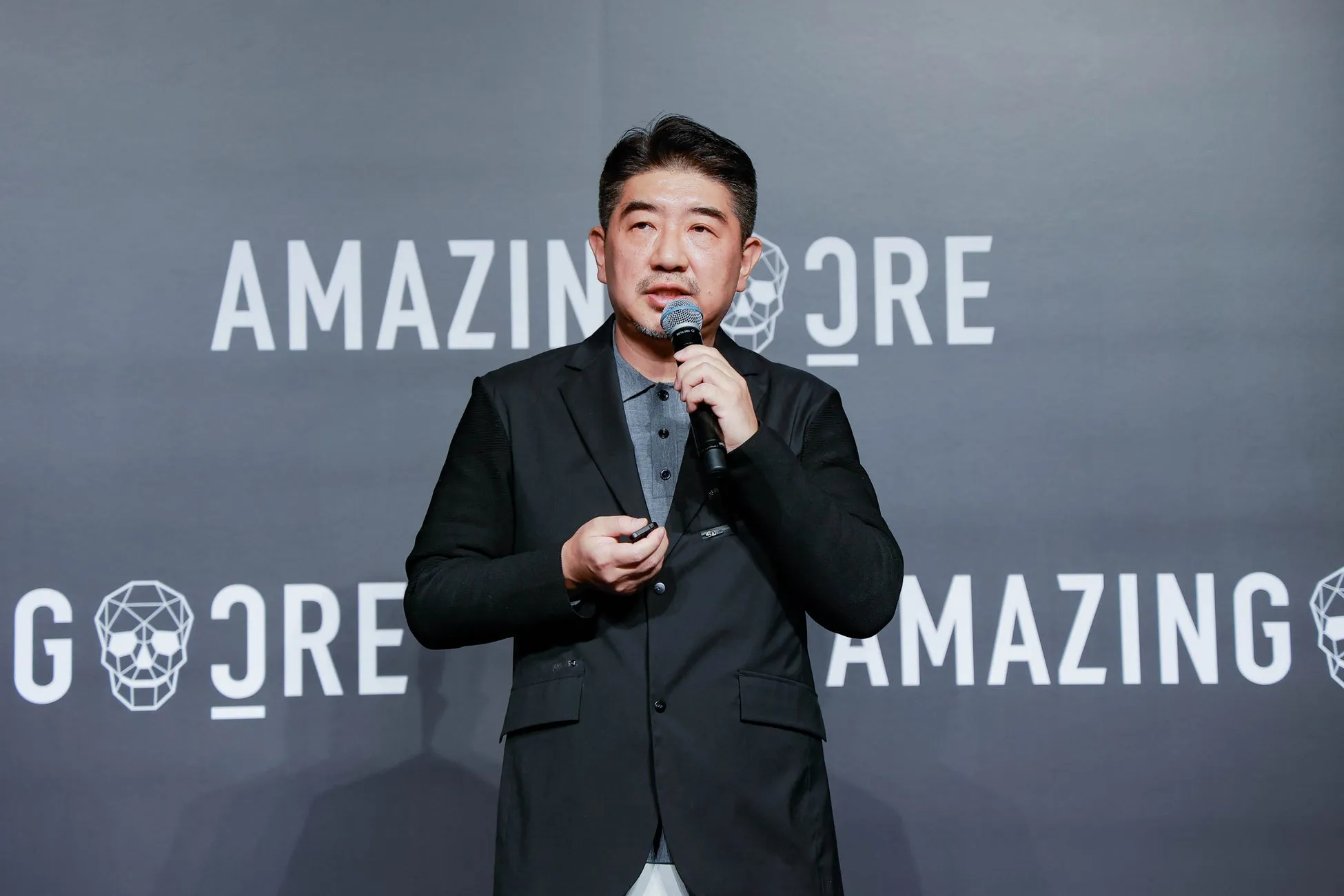 ブランドの哲学を熱く語るKiwan Ihn CEO