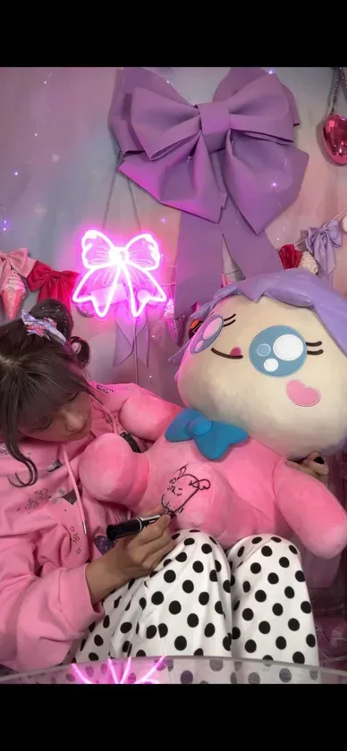 しなこちゃん直筆サイン入り！