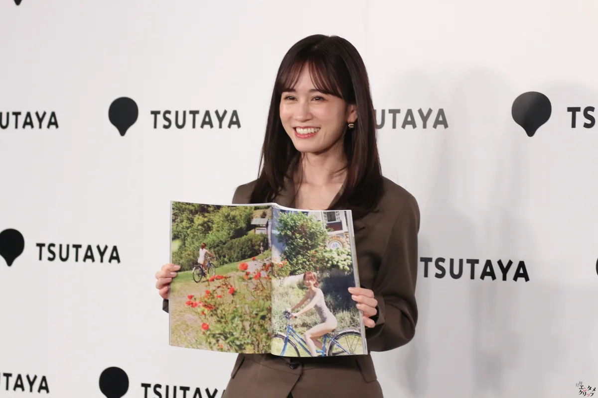 前田敦子 ラスト写真集『Beste(ベステ)』発売「今まで自分がやってこなかったようなことを今回はやってみた」 8 前田敦子 ラスト写真集『Beste(ベステ)』発売「今まで自分がやってこなかったようなことを今回はやってみた」