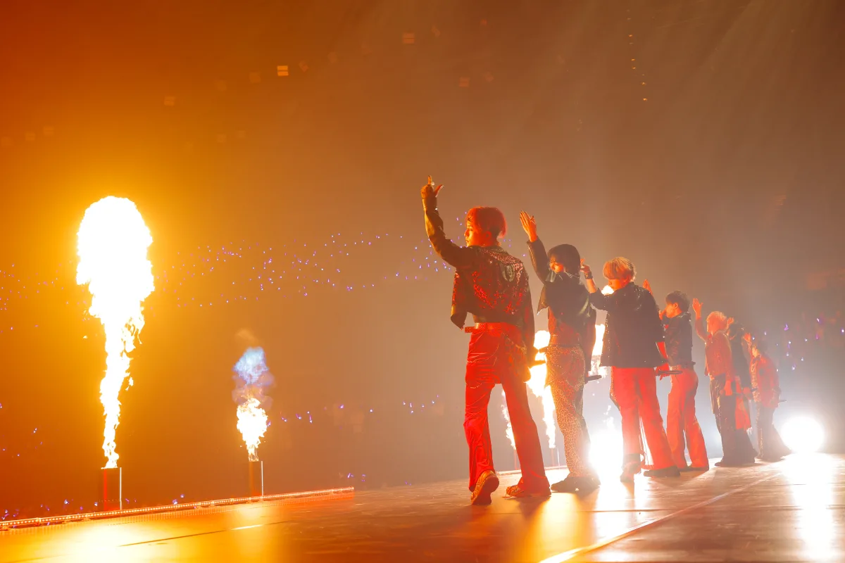 【龍宮城 オフィシャルライブレポート】「対戦、ありがとうございました。」セルフプロデュース体制で挑む、SOLD OUTのアリーナ2DAYSに完勝!さらに、夏の新EP&全国7か所16公演ワンマンツアー&東阪FCイベント決定! 23 【龍宮城 オフィシャルライブレポート】「対戦、ありがとうございました。」セルフプロデュース体制で挑む、SOLD OUTのアリーナ2DAYSに完勝!さらに、夏の新EP&全国7か所16公演ワンマンツアー&東阪FCイベント決定!