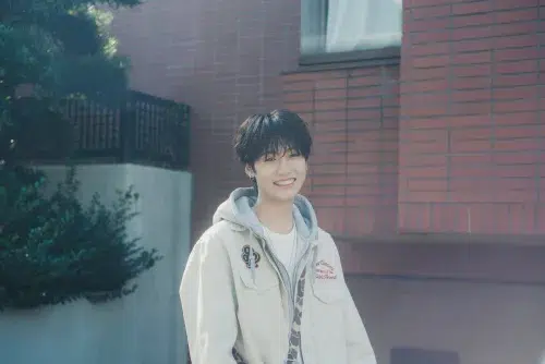 全員10代の日本人5人組ボーイズグループ「VIBY」メンバービジュアル初公開＆Crystal Kayの名曲「恋におちたら」リメイクをプレデビュー曲としてリリース＆MV公開決定！