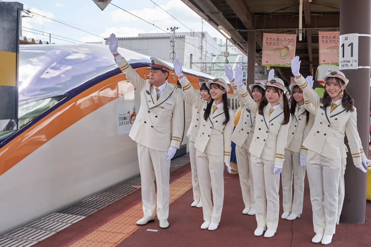 22/7、JR天童駅の一日駅長に就任! 山形新幹線“3両貸切”ツアー開催、約200人のファンと鉄道×推し活の旅 14 22/7、JR天童駅の一日駅長に就任! 山形新幹線“3両貸切”ツアー開催、約200人のファンと鉄道×推し活の旅