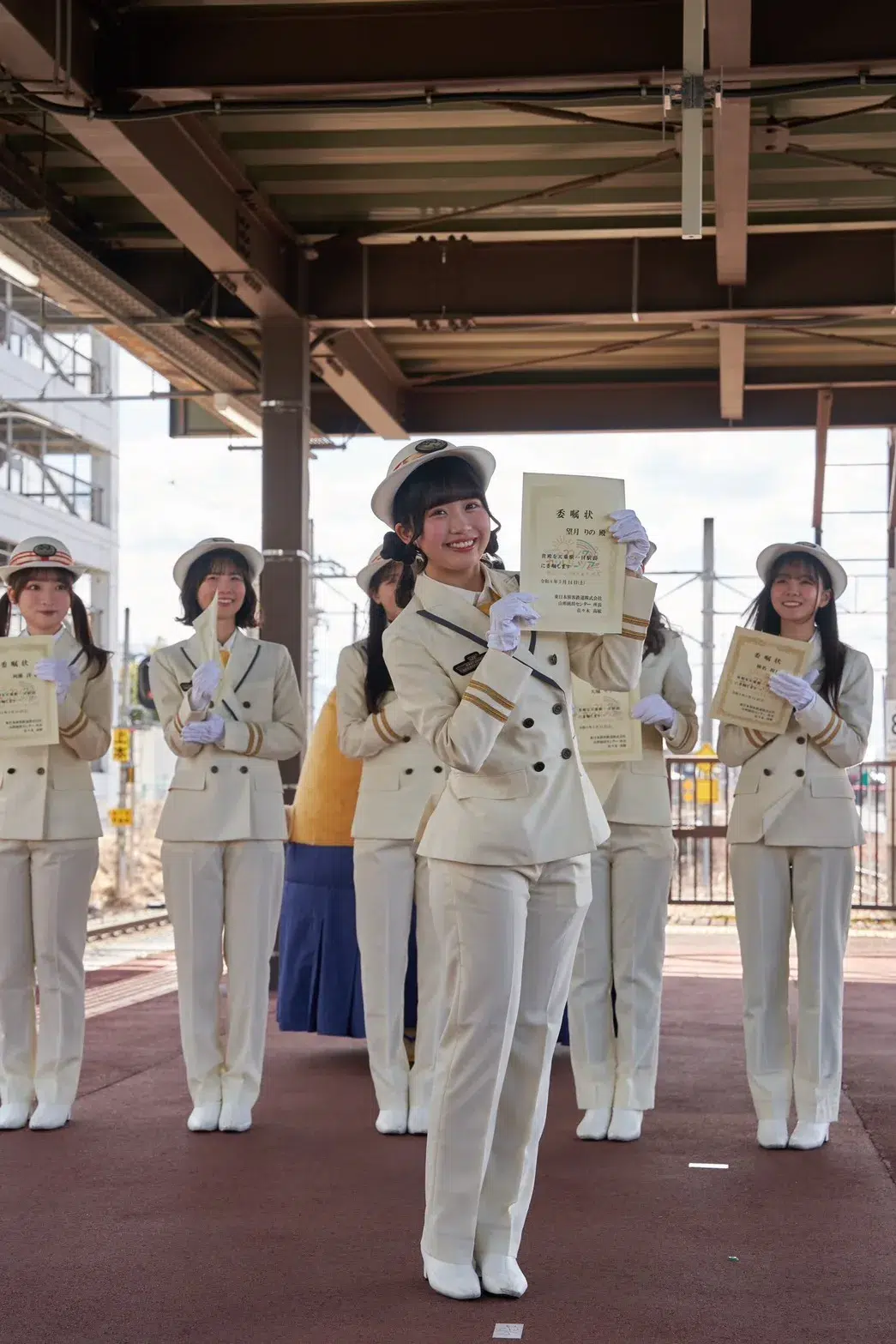 22/7、JR天童駅の一日駅長に就任! 山形新幹線“3両貸切”ツアー開催、約200人のファンと鉄道×推し活の旅 5 22/7、JR天童駅の一日駅長に就任! 山形新幹線“3両貸切”ツアー開催、約200人のファンと鉄道×推し活の旅