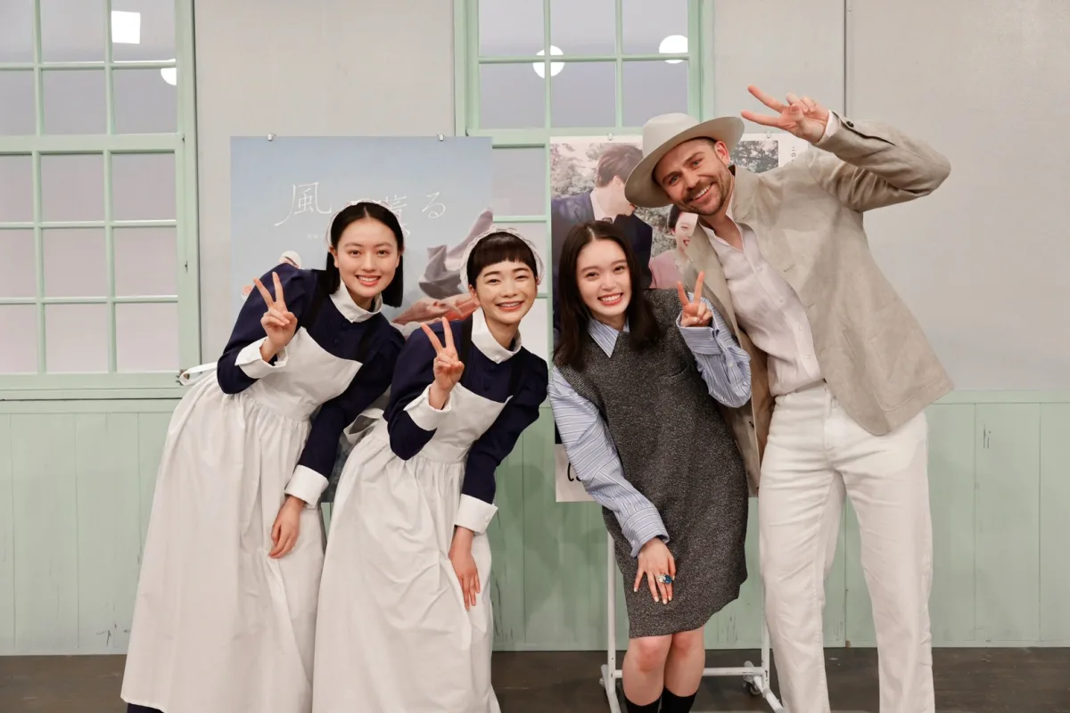 連続テレビ小説「ばけばけ」髙石あかりから「風、薫る」上坂樹里へ… 朝ドラ主人公によるバトンタッチセレモニー開催！ 上坂樹里「受け継がれてきたこのバトンの重みを肌で感じました」