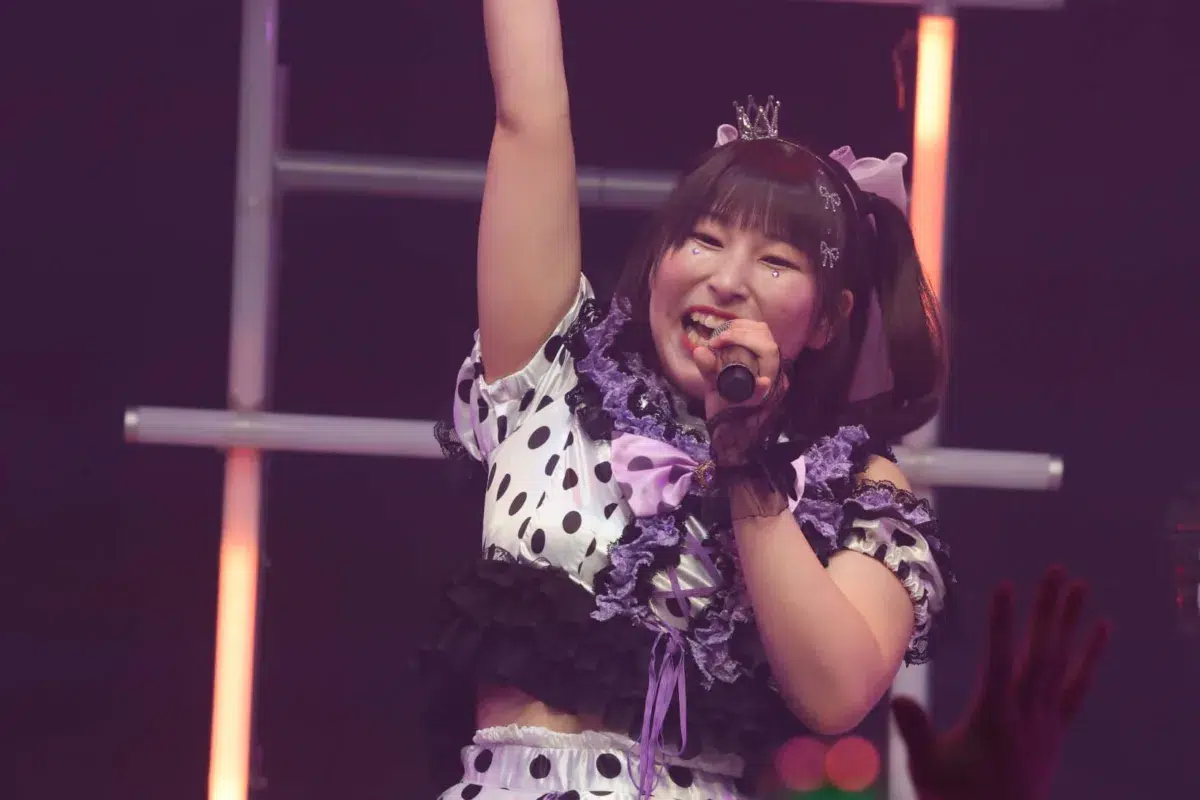 エラバレシ新ビジュアル解禁! 大食い女王もえのあずき他、レジェンドOGメンバーが出演の 10周年ワンマンレポート! 40 エラバレシ新ビジュアル解禁! 大食い女王もえのあずき他、レジェンドOGメンバーが出演の 10周年ワンマンレポート!
