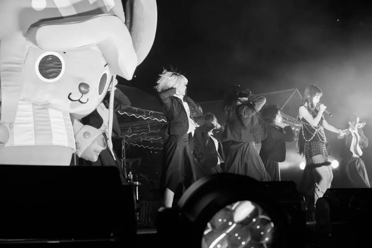 アイナ・ジ・エンド、フリーライブにて重大発表！公開されたアフタームービーにて4/3配信の新曲「ルミナス - Luminous」一部公開！