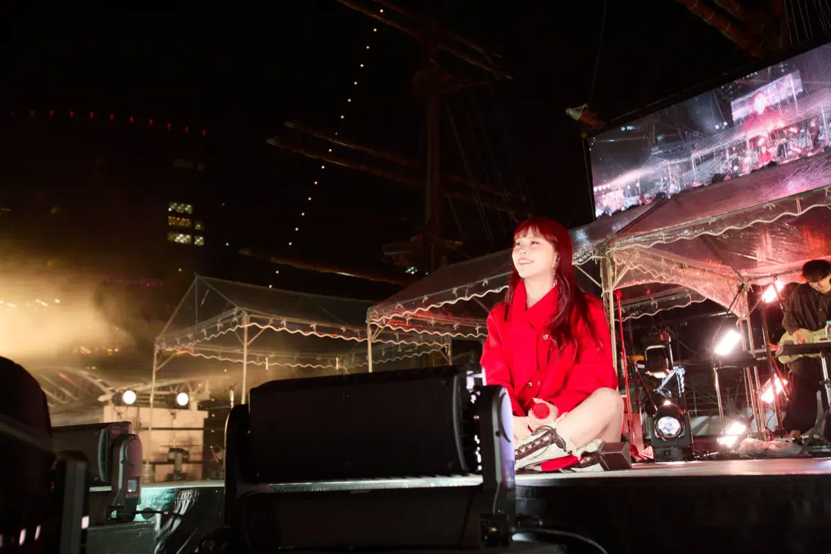 アイナ・ジ・エンド、フリーライブにて重大発表！公開されたアフタームービーにて4/3配信の新曲「ルミナス - Luminous」一部公開！