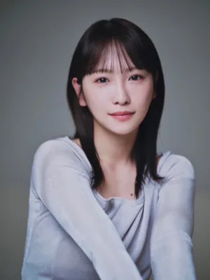 川栄李奈、PAL CLOSET（パルクローゼット）新CMでHONGAMA氏デザインの新キャラクター「ラブオネ」と初共演