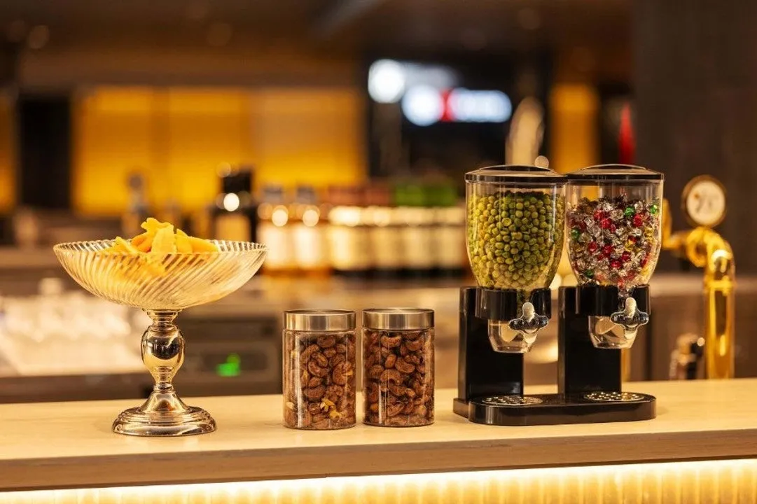 d CARD LOUNGEのスナックバーイメージ