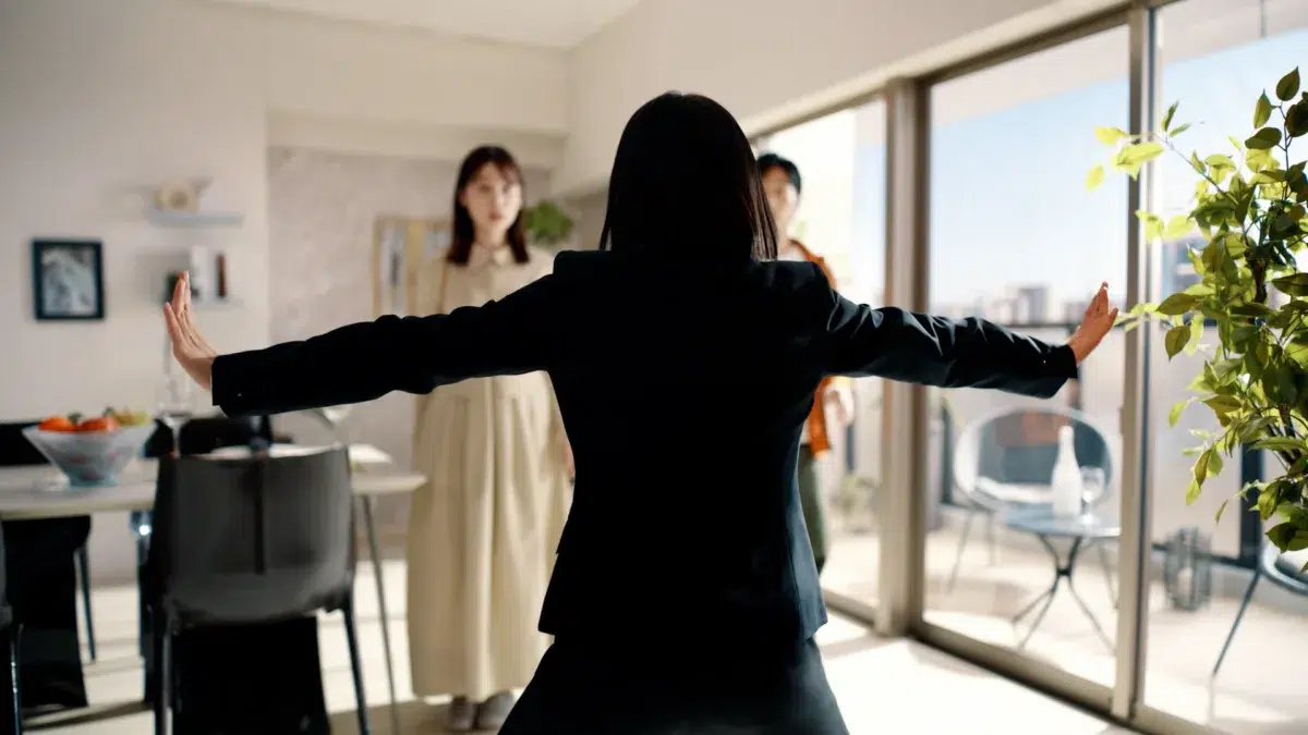 森七菜が“まっすぐすぎる”新入社員に！坂東龍汰と初共演のプレサンス新CMが公開