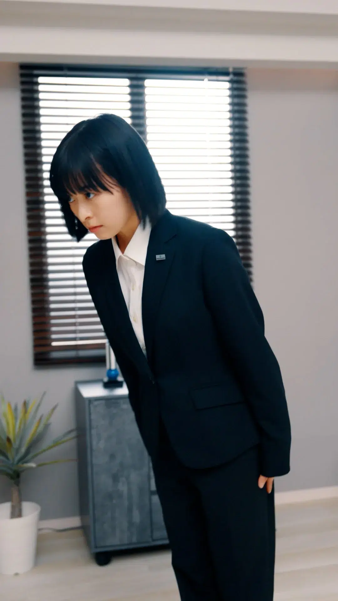 森七菜が“まっすぐすぎる”新入社員に！坂東龍汰と初共演のプレサンス新CMが公開