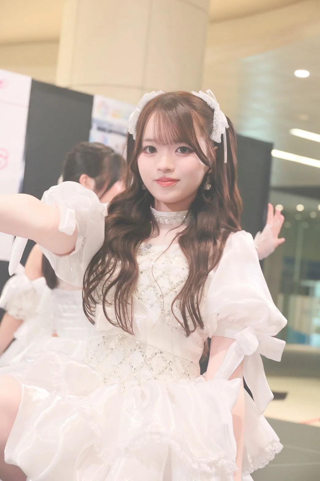 SUPER☆GiRLS、32ndシングル「Sunset Kiss」を汐留でのリリースイベントで初披露！ 今年7月卒業の坂林佳奈、田中想のラストシングルに「最後まで全力出し切ります！」