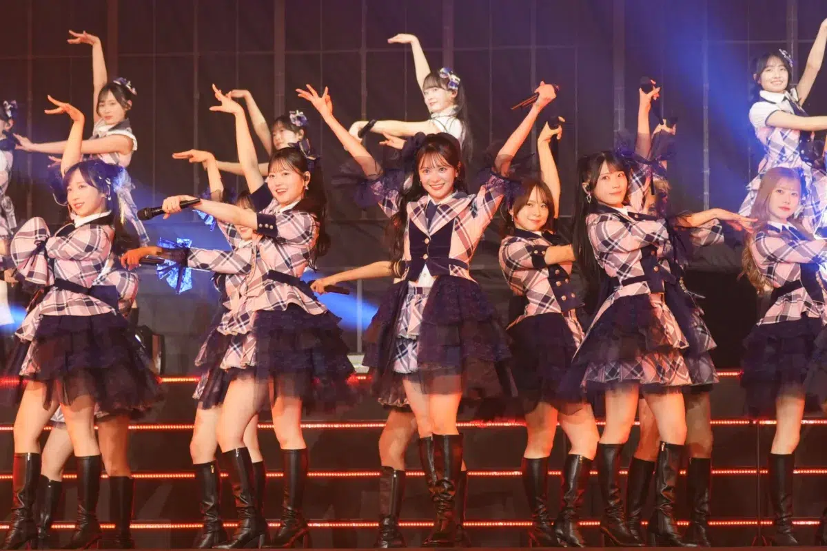 【AKB48 春コンサート2026】第1部「Again」で王道ステージ披露！19期生の昇格記念ライブ開催もサプライズ発表