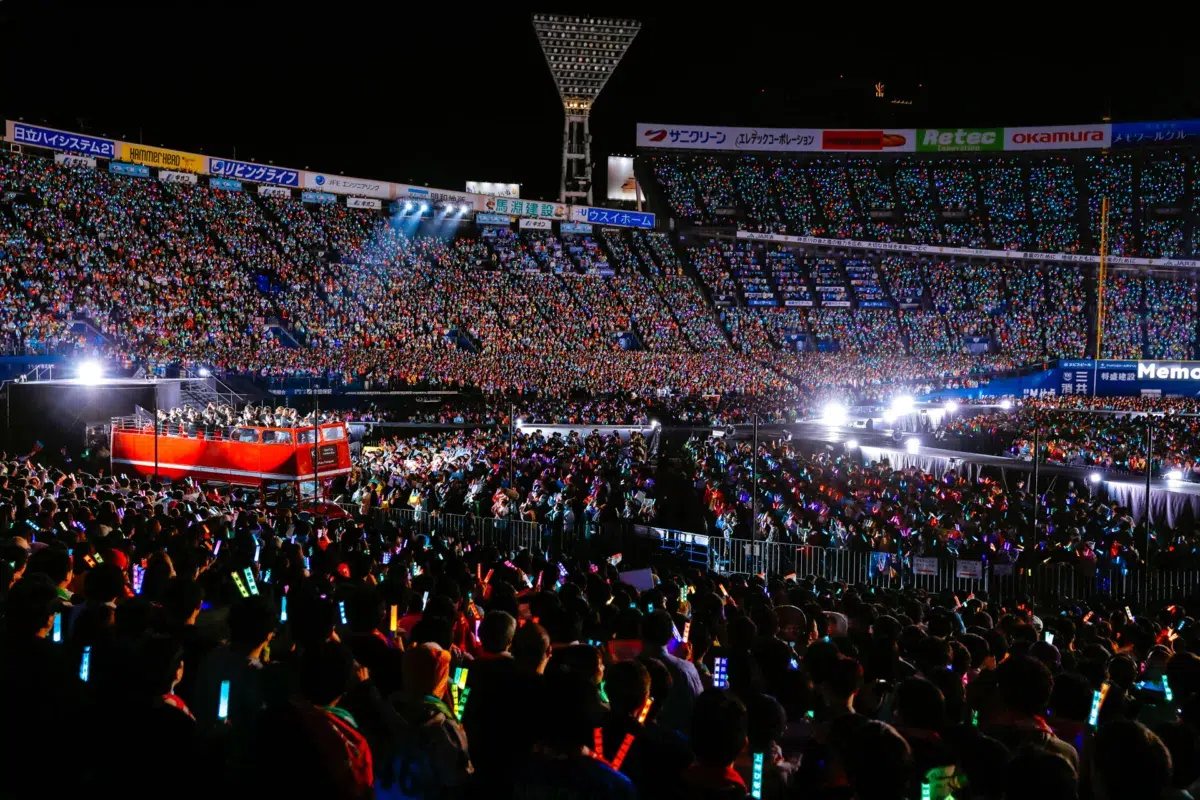 初披露の新曲は、情熱的なラテン系!サプライズ満載だった日向坂46 七周年ライブ 32 初披露の新曲は、情熱的なラテン系!サプライズ満載だった日向坂46 七周年ライブ