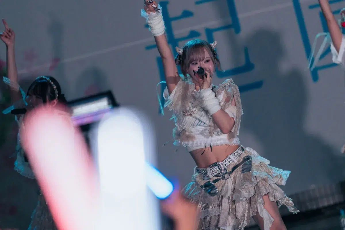 Mirror,Mirror、「Road to Zepp Shinjuku」代々木公園野外音楽堂フリーライブ大盛況！
