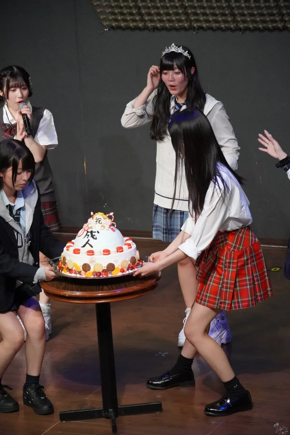 祝・新成人🌸 メノニューイヤー 神楽坂りえる 生誕祭レポ！制服ライブから“大人チック”なギャップで秋葉原が熱狂の渦に↑↑
