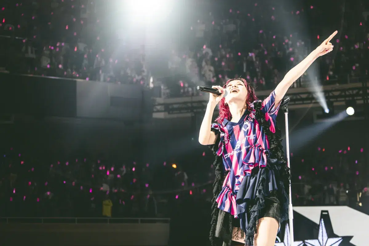 LiSA ソロデビュー15周年イヤーを記念した国内アリーナツアー「LiVE is Smile Always～15～(iCHiNiTSUiTE GO)」初日・日本武道館公演にて劇場版「魔法科高校の劣等生 四葉継承編」主題歌「YES」をサプライズ初披露！＆5月8日(金)に配信リリースが決定！！