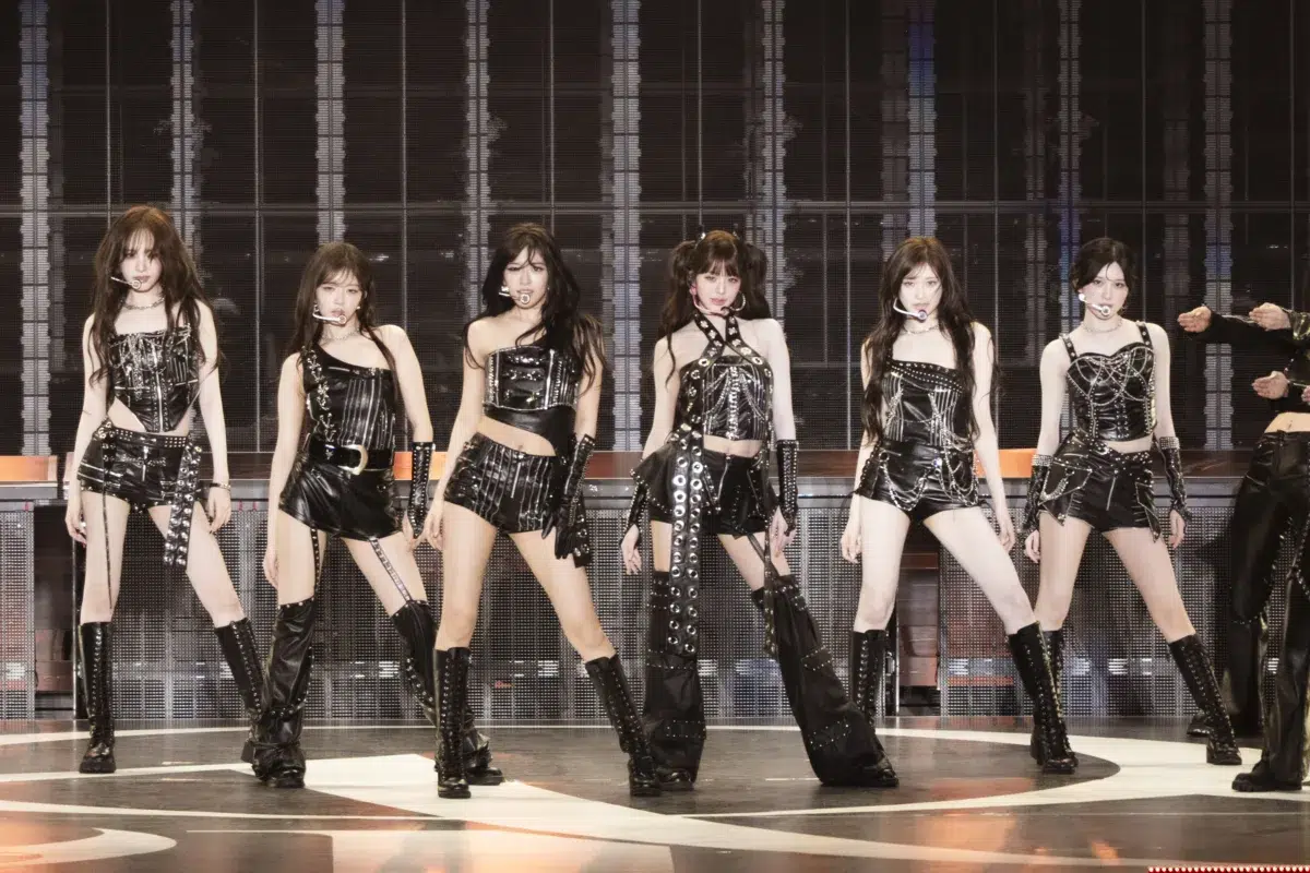 IVE、2度目となるワールドツアー『IVE WORLD TOUR ‘SHOW WHAT I AM’ IN JAPAN』を京セラドーム大阪にて開催！ JAPAN 4th EPタイトル曲「LUCID DREAM」をいち早く世界初披露！6月24日（水）には東京ドーム公演が決定！