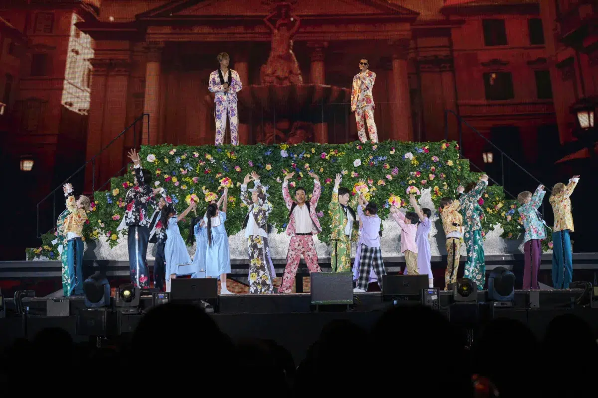 【EXILE】約3年4カ月ぶりとなる東京ドーム公演を開催！スペシャルメンバーとしてMATSU、ÜSA、MAKIDAIが出演したほか、世界的ギタリスト松本孝弘(B’z)もサプライズ登場！！