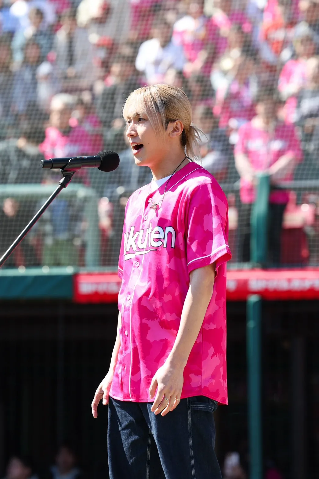 GENIC、楽天モバイル 最強パーク宮城に登場！ 国歌独唱やイニング間イベントでスタジアムを熱く盛り上げた！ 国歌独唱の小池竜暉「楽天イーグルスの皆さんに勢いをつけられれば」