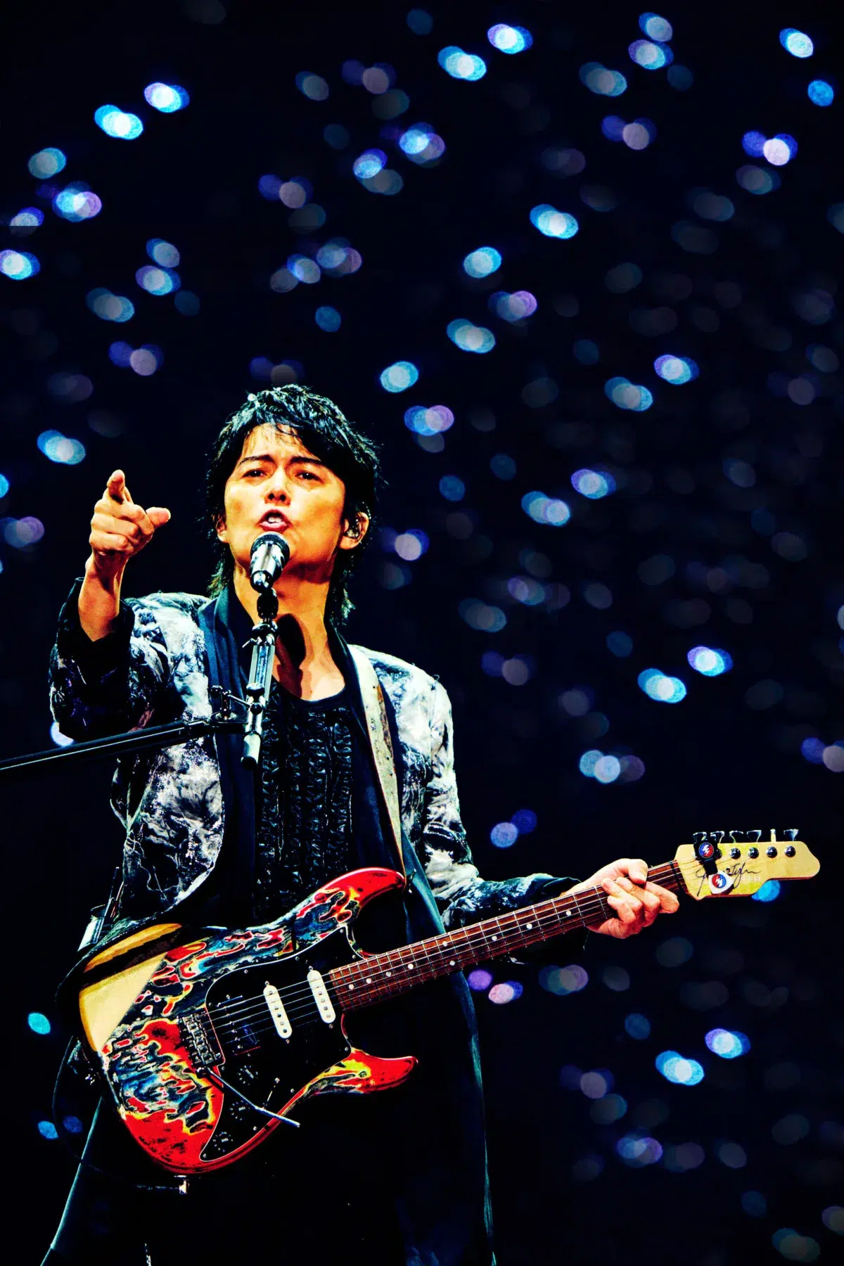 福山雅治 全国アリーナツアー武道館公演で新曲初披露、9月9日リリースの新アルバムタイトル『超新星』の由来を明かす