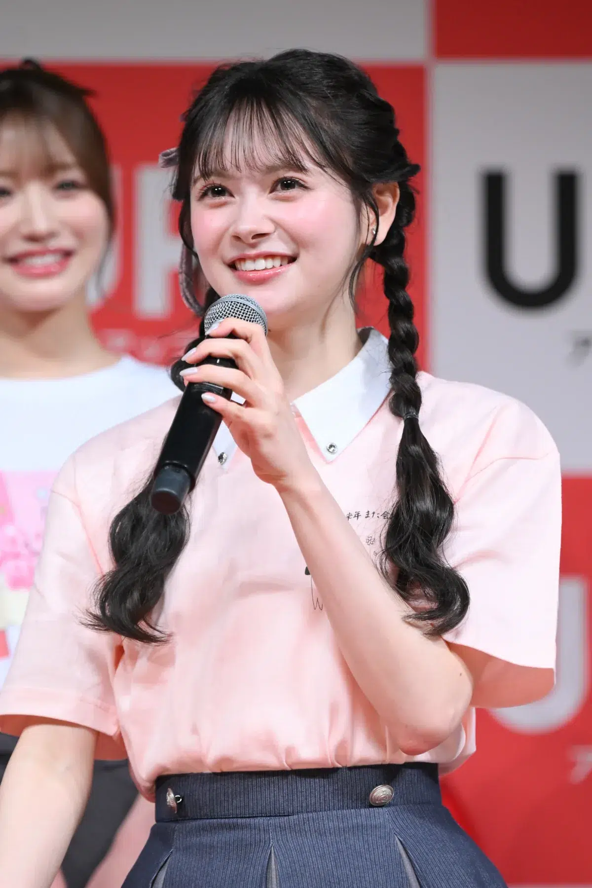 【UP-T × AKB48 Group 新CM発表会】AKB48ら国内全6グループ30名が圧巻の集結！ひろゆき厳選「UP-T選抜」1位はHKT48梁瀬鈴雅