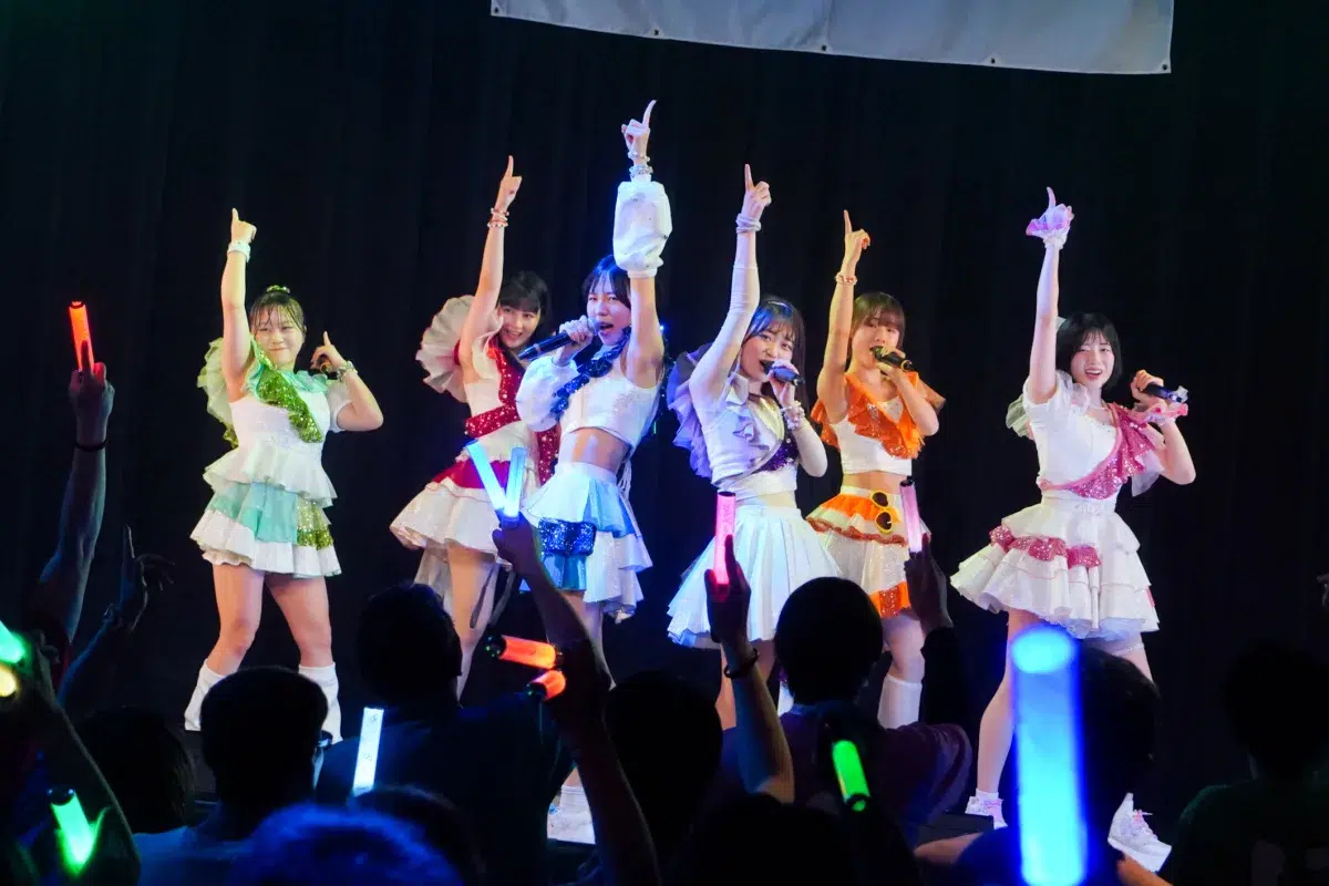 アップアップガールズ（２）、新体制初の春ツアー開幕！9月にZepp Shinjukuでのワンマン開催をサプライズ発表