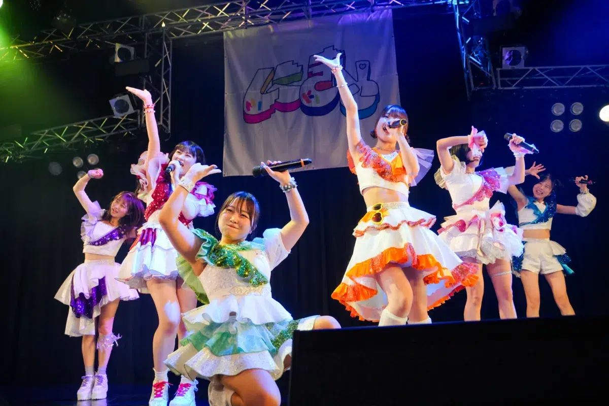 アップアップガールズ（２）、新体制初の春ツアー開幕！9月にZepp Shinjukuでのワンマン開催をサプライズ発表