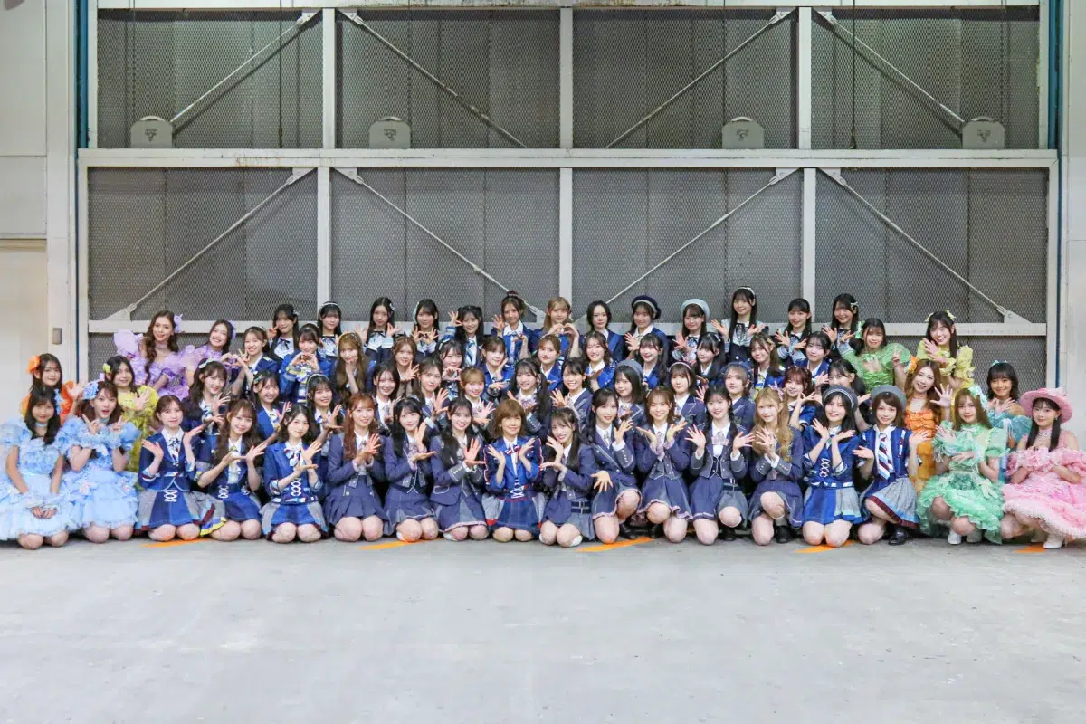 【AKB48】まゆゆ以来12年ぶりの快挙！“顔面国宝”伊藤百花が2作連続センター決定！指原莉乃大絶賛の14歳・近藤沙樹も初選抜入りで新時代到来✨