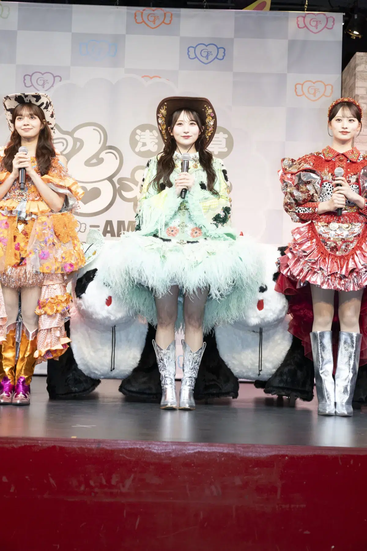 CANDY TUNEデビュー3周年記念イベント「浅草 飴やしき」が花やしきで開催!“湯切りネキ”の実演や限定パンダカーも登場 21 CANDY TUNEデビュー3周年記念イベント「浅草 飴やしき」が花やしきで開催!“湯切りネキ”の実演や限定パンダカーも登場