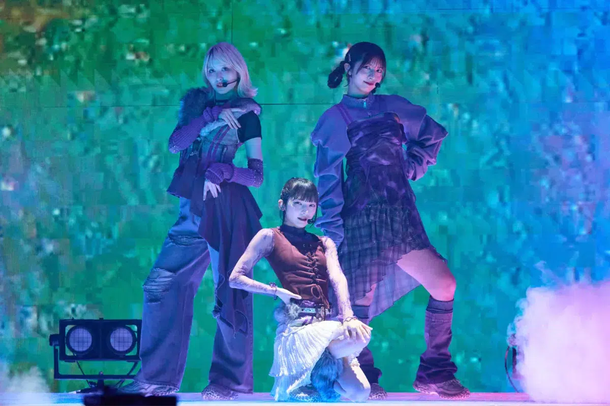 【≠ME（ノイミー）】初のアリーナツアー開幕！主演連続ドラマ決定＆新曲5曲をサプライズ披露