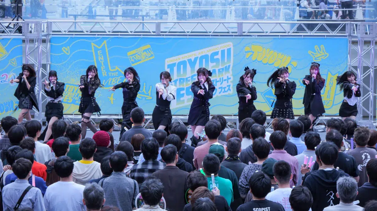 WHITE SCORPION、ららぽーと豊洲リリイベで過去最多となる1,426人を動員！5月30日池袋での3,000人動員へ向けて大きな弾み