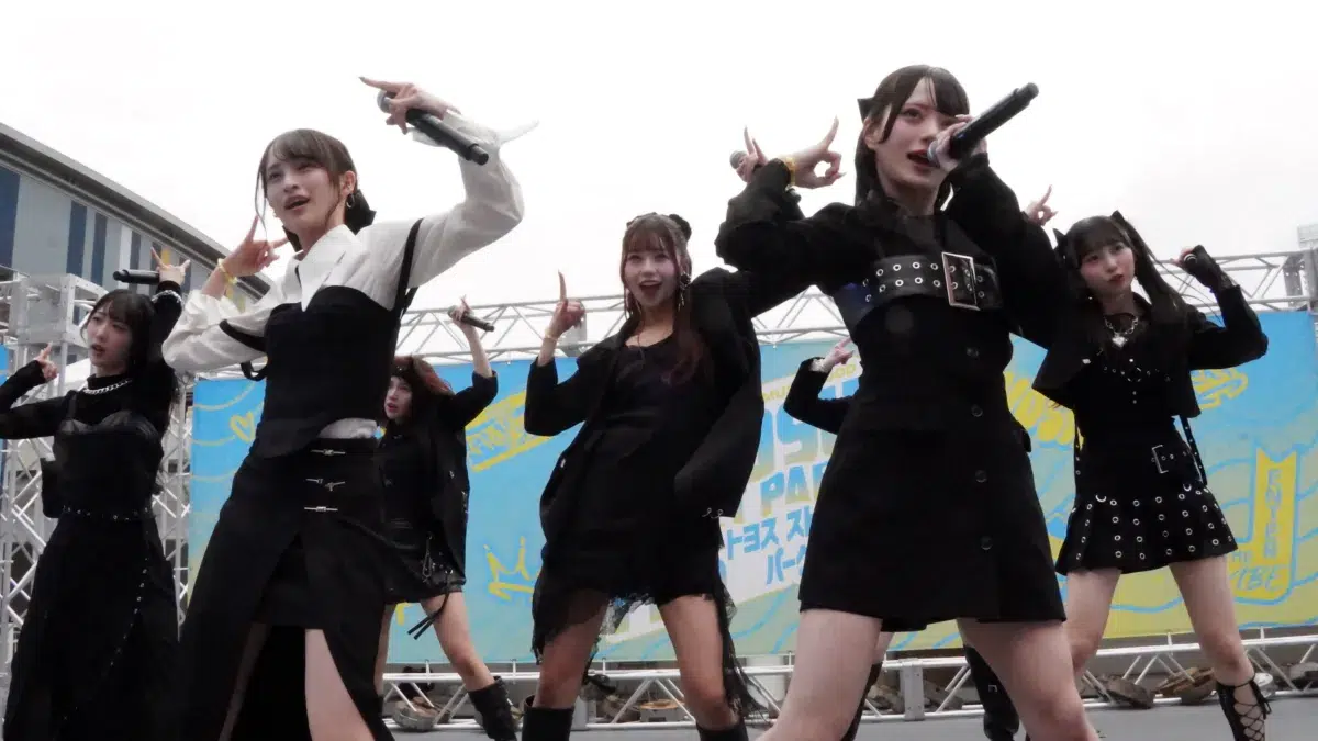 WHITE SCORPION、ららぽーと豊洲リリイベで過去最多となる1,426人を動員！5月30日池袋での3,000人動員へ向けて大きな弾み