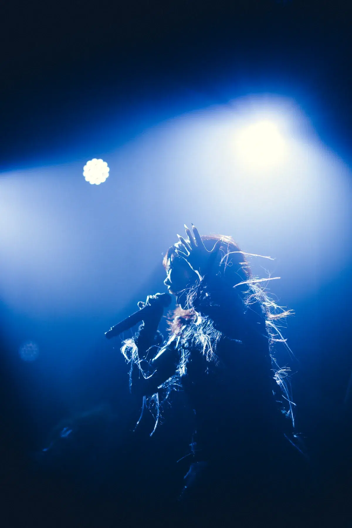 アイナ・ジ・エンド、初のアジアツアー海外公演ファイナル開催！新曲「ルミナス - Luminous」CDシングル発売が決定！