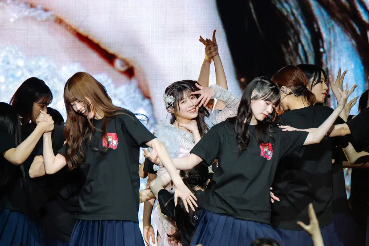 【櫻坂46】「生まれ変わっても櫻坂に」武元唯衣、涙と笑顔の卒業セレモニー！村山美羽が座長を務めた熱狂のBACKS LIVE!!詳細レポ🌸