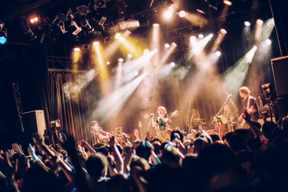 汐れいら、2ndEPをひっさげたワンマンツアーファイナルが終演！来年2月にZepp Shinjukuワンマンも開催決定！