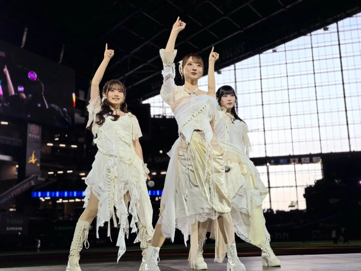 ClariS エスコンフィールドHOKKAIDOにて開催された、北海道日本ハムファイターズ《FIGHTERS ENTERTAINMENT WEEKEND》にに初登場！ファーストピッチ、イニング間ダンス、試合後のAFTER GAMEに出演！！