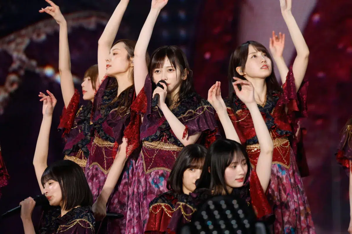 乃木坂46、満員の東京ドームで14回目の誕生日をお祝い！過去と未来を繋ぐ、乃木坂46の歴史を辿るバスラDAY1＆DAY2ライブレポートが到着！