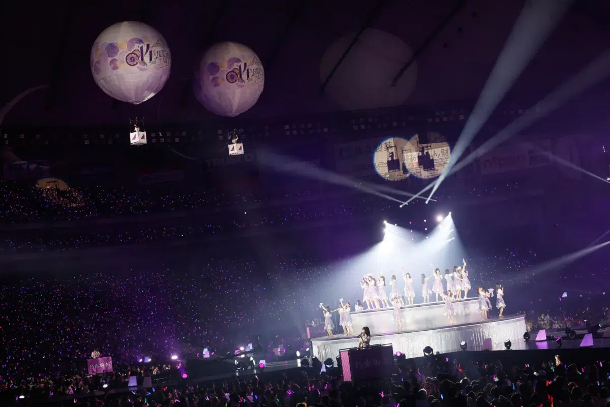 乃木坂46、満員の東京ドームで14回目の誕生日をお祝い！過去と未来を繋ぐ、乃木坂46の歴史を辿るバスラDAY1＆DAY2ライブレポートが到着！
