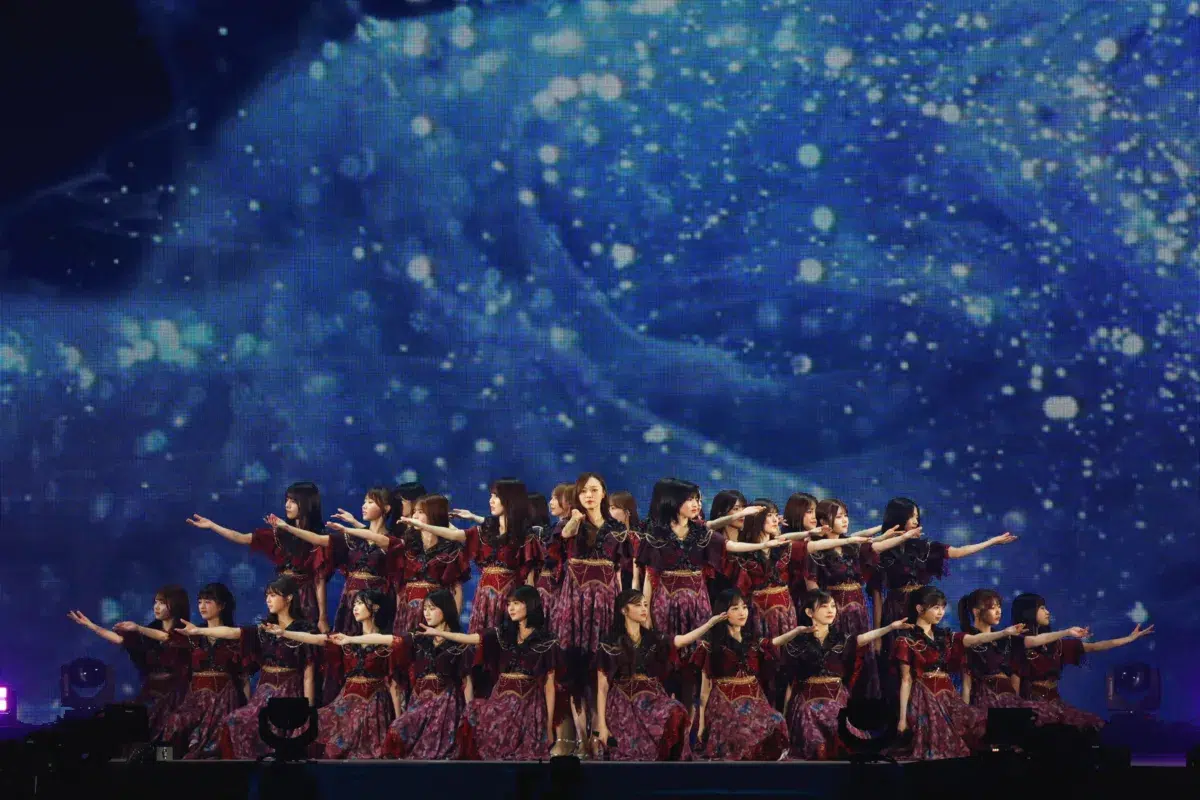 乃木坂46、満員の東京ドームで14回目の誕生日をお祝い！過去と未来を繋ぐ、乃木坂46の歴史を辿るバスラDAY1＆DAY2ライブレポートが到着！